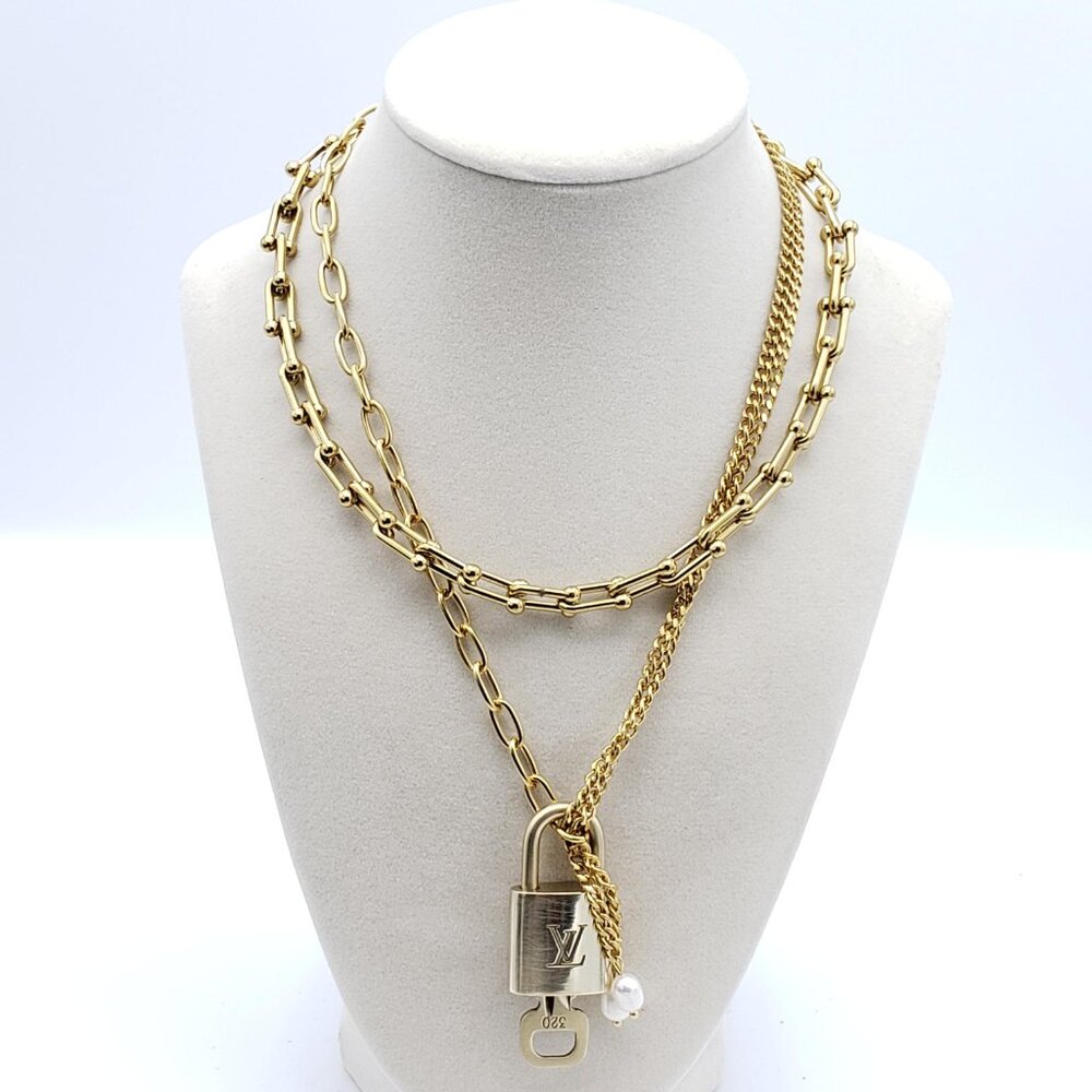 Double Chain Necklace with Authentic Louis Vuitton Padlock Pendant & Fresh Pearl - Picture 13 of 13